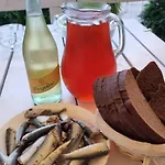 Hotel акра-ф Tchernomorets