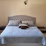 Hotel акра-ф Tchernomorets