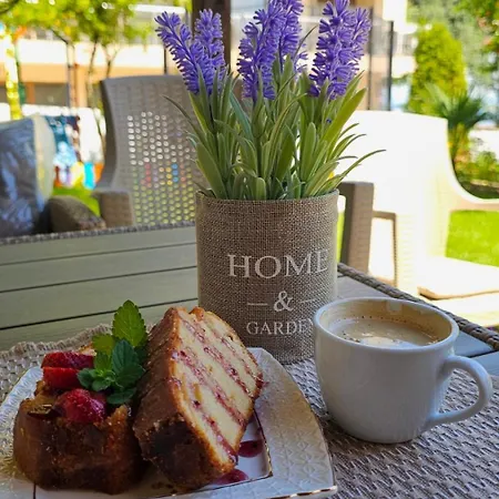 акра-ф * צ'רנומורץ