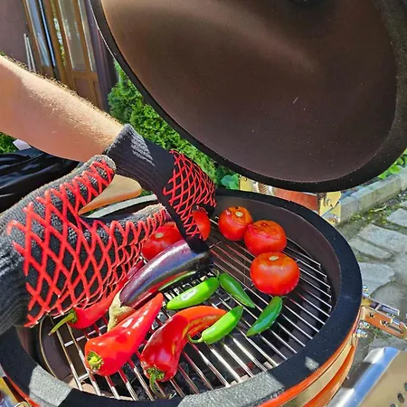 акра-ф צ'רנומורץ