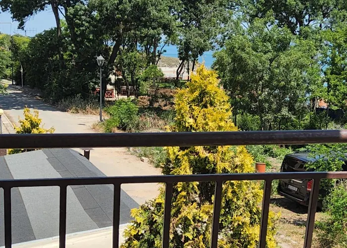 акра-ф * Tchernomorets